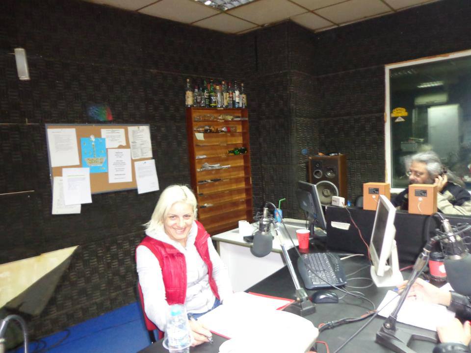 Ράδιο Επικοινωνία 94 FM - Βούλα Ζυγούρη 3
